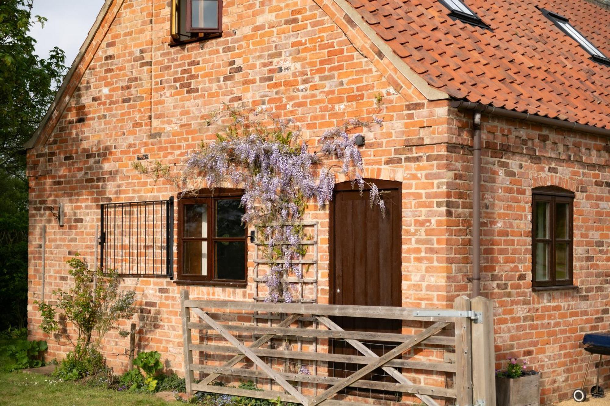 Hilltop Farm Holidays Lincoln Exterior photo